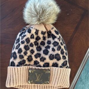 Leopard Print Beanie with Pom Pom